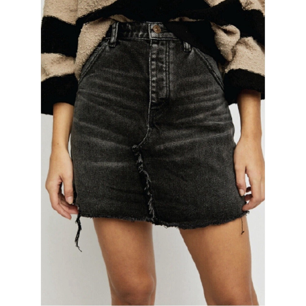 Free People Faded Black Ragged Edge Denim Skirt Women's Size 25 Button Fly